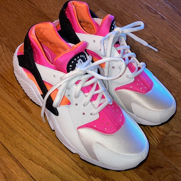 do huaraches run small